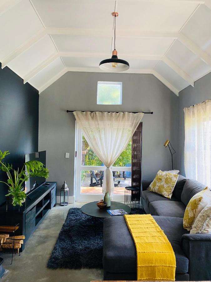 Cosy And Unique Family Retreat In Hout Bay Villa Cape Town Exterior photo
