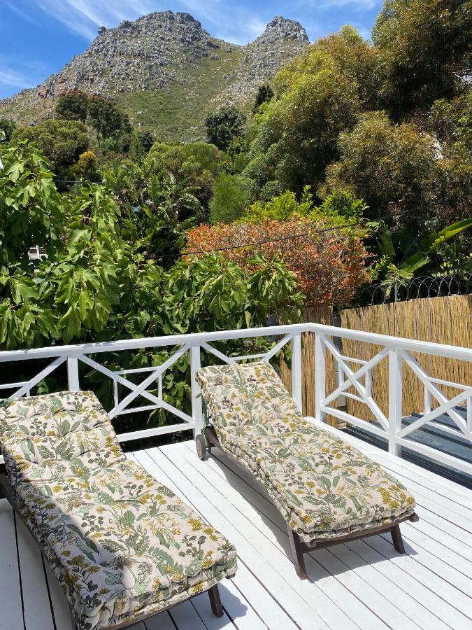 Cosy And Unique Family Retreat In Hout Bay Villa Cape Town Exterior photo