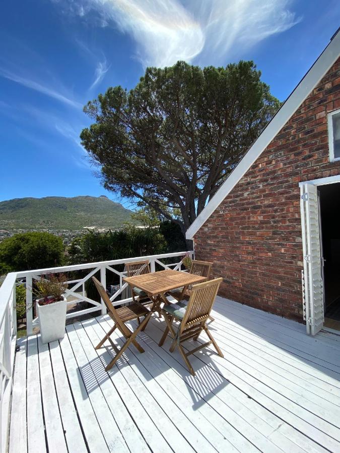 Cosy And Unique Family Retreat In Hout Bay Villa Cape Town Exterior photo